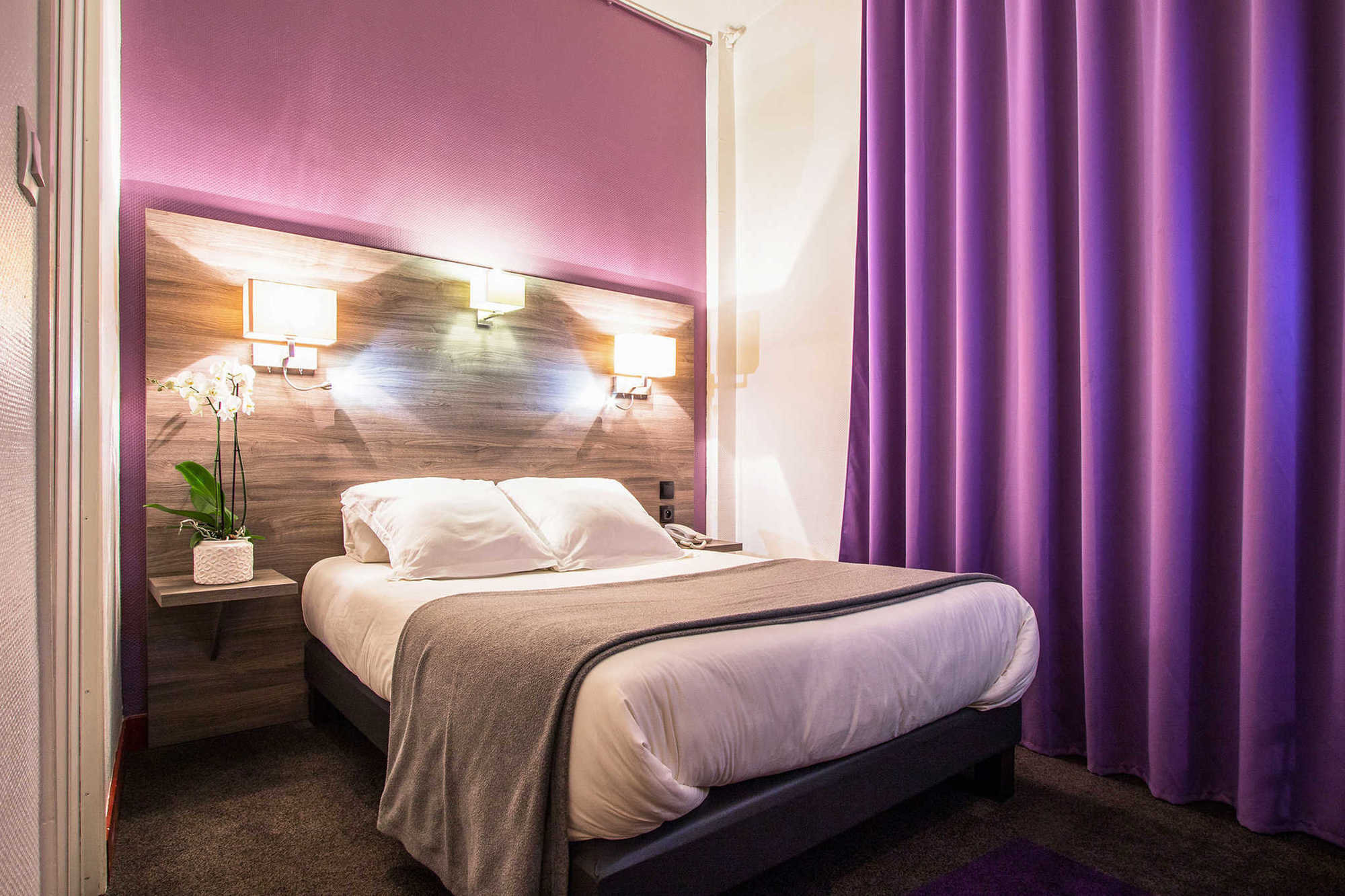 Hotel Actuel Chambery Centre Gare Chambéry Quarto foto